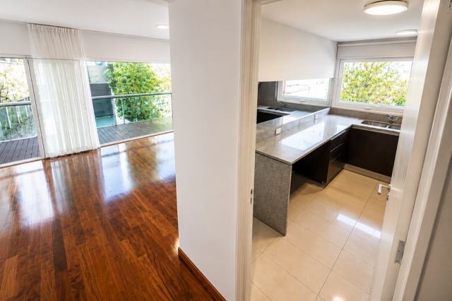 Paso a la cocina